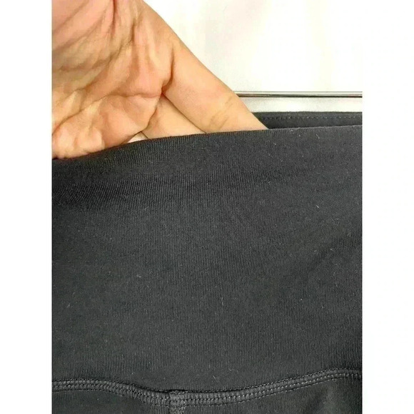 Athleta Black Leggings MEDIUM Mesh Women's Workout Activewear Low Rise Capri - Picture 7 of 13